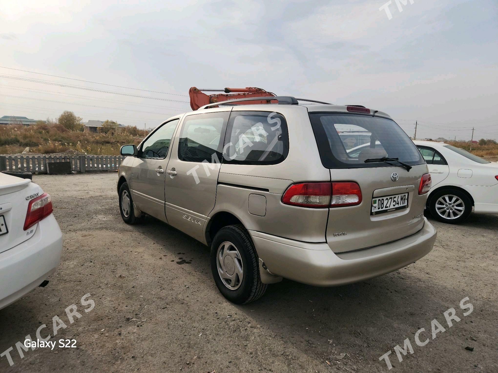 Toyota Sienna 2002 - 150 000 TMT - Мары - img 3