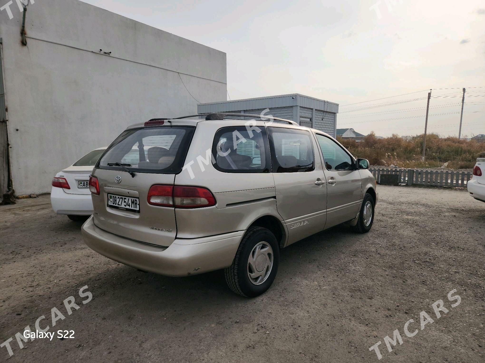 Toyota Sienna 2002 - 150 000 TMT - Мары - img 5