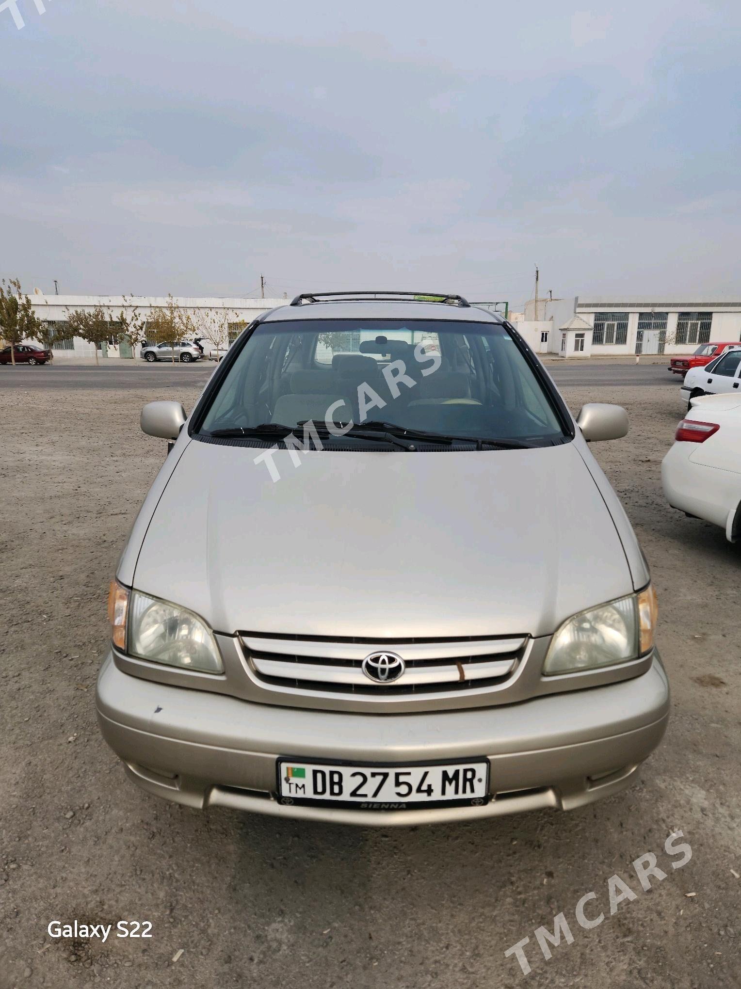 Toyota Sienna 2002 - 150 000 TMT - Мары - img 8