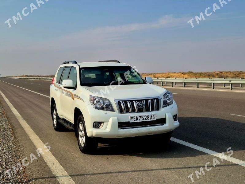 Toyota Land Cruiser Prado 2011 - 420 000 TMT - Туркменабат - img 7