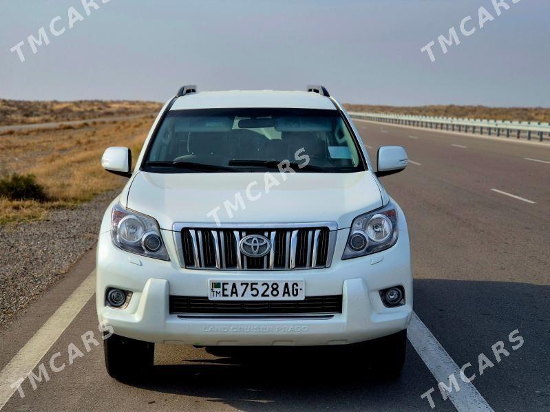 Toyota Land Cruiser Prado 2011 - 420 000 TMT - Туркменабат - img 9