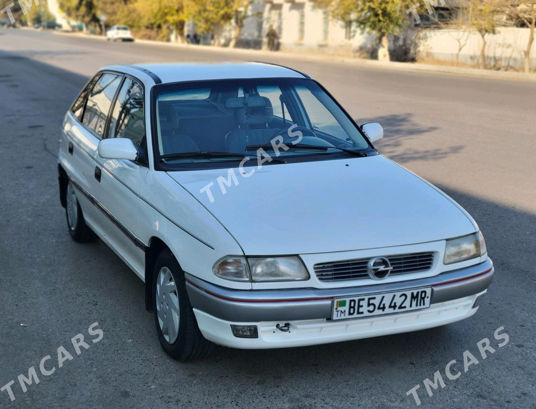 Opel Astra 1992 - 37 000 TMT - Мары - img 2