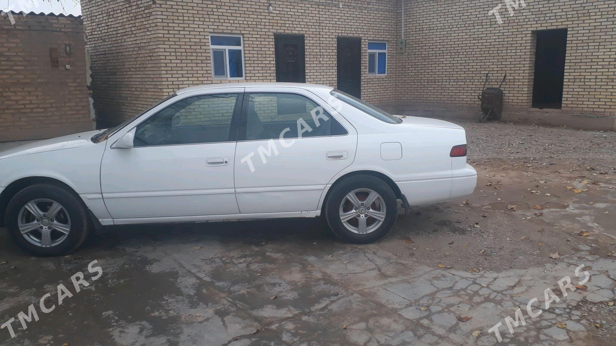 Toyota Camry 1998 - 110 000 TMT - Серахс - img 3