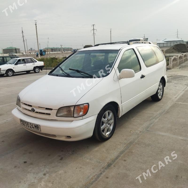 Toyota Sienna 1999 - 110 000 TMT - Байрамали - img 3