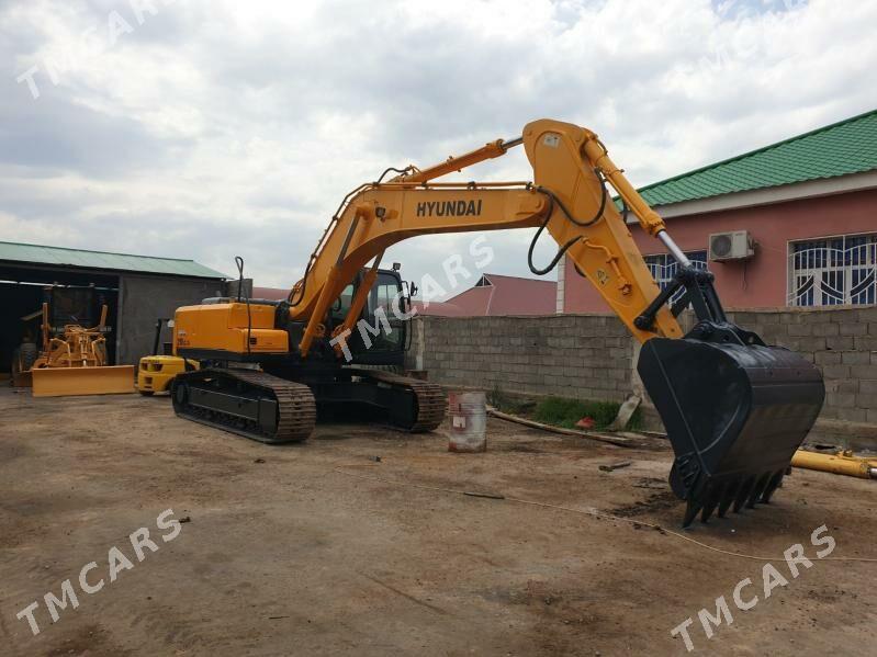 Caterpillar Excavator 2011 - 1 176 000 TMT - Bäherden - img 2