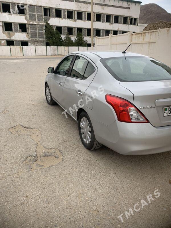 Nissan Versa 2013 - 54 000 TMT - Balkanabat - img 4