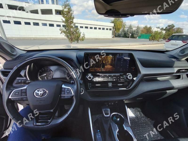 Toyota Highlander 2020 - 660 000 TMT - Гуртли - img 7