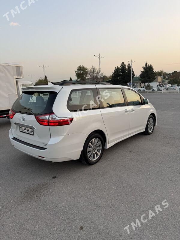 Toyota Sienna 2019 - 490 000 TMT - Ашхабад - img 4