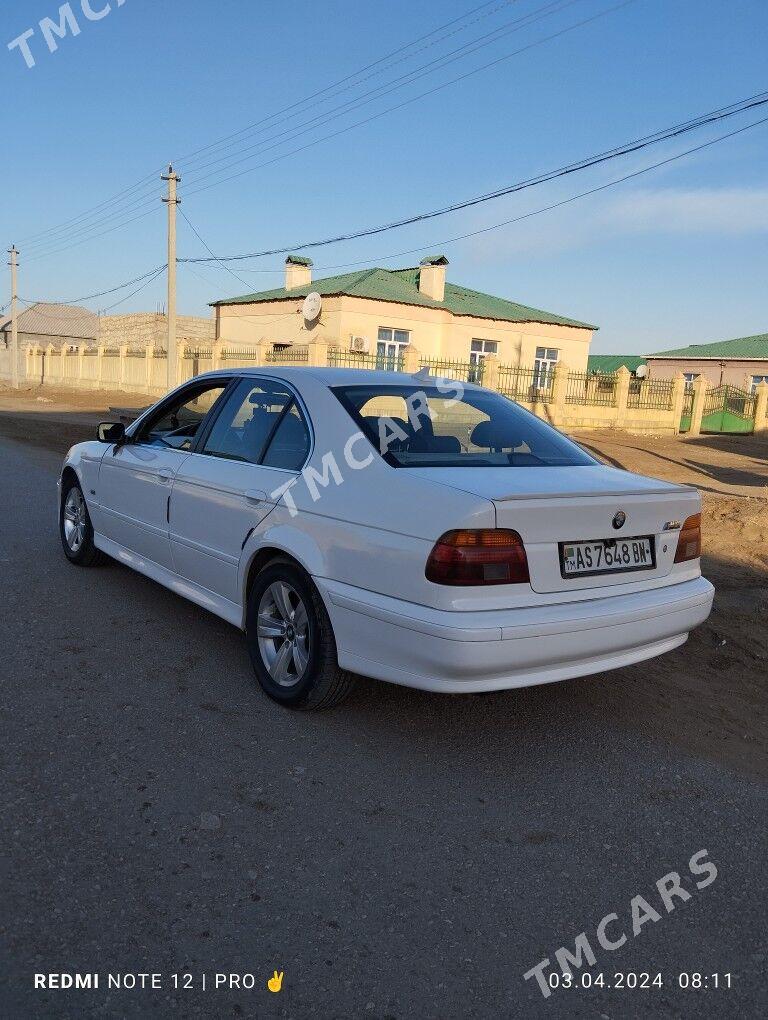 BMW E39 2002 - 85 000 TMT - Хазар - img 7