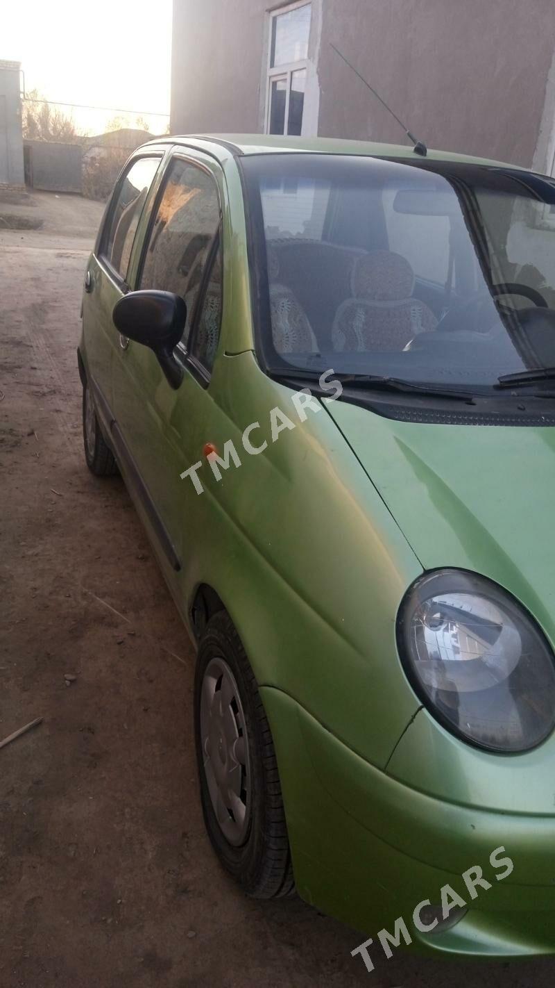 Daewoo Matiz 2002 - 28 000 TMT - Шабатский этрап - img 2