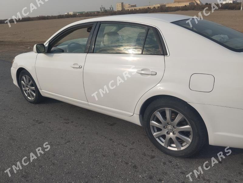 Toyota Avalon 2005 - 115 000 TMT - Тязе заман - img 2