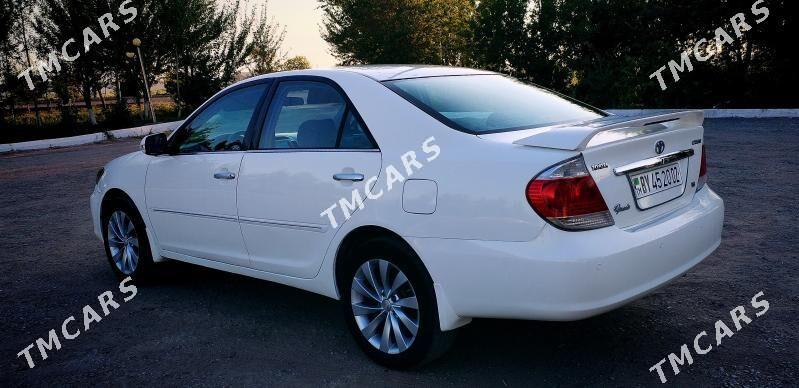 Toyota Camry 2005 - 135 000 TMT - Köneürgenç - img 2