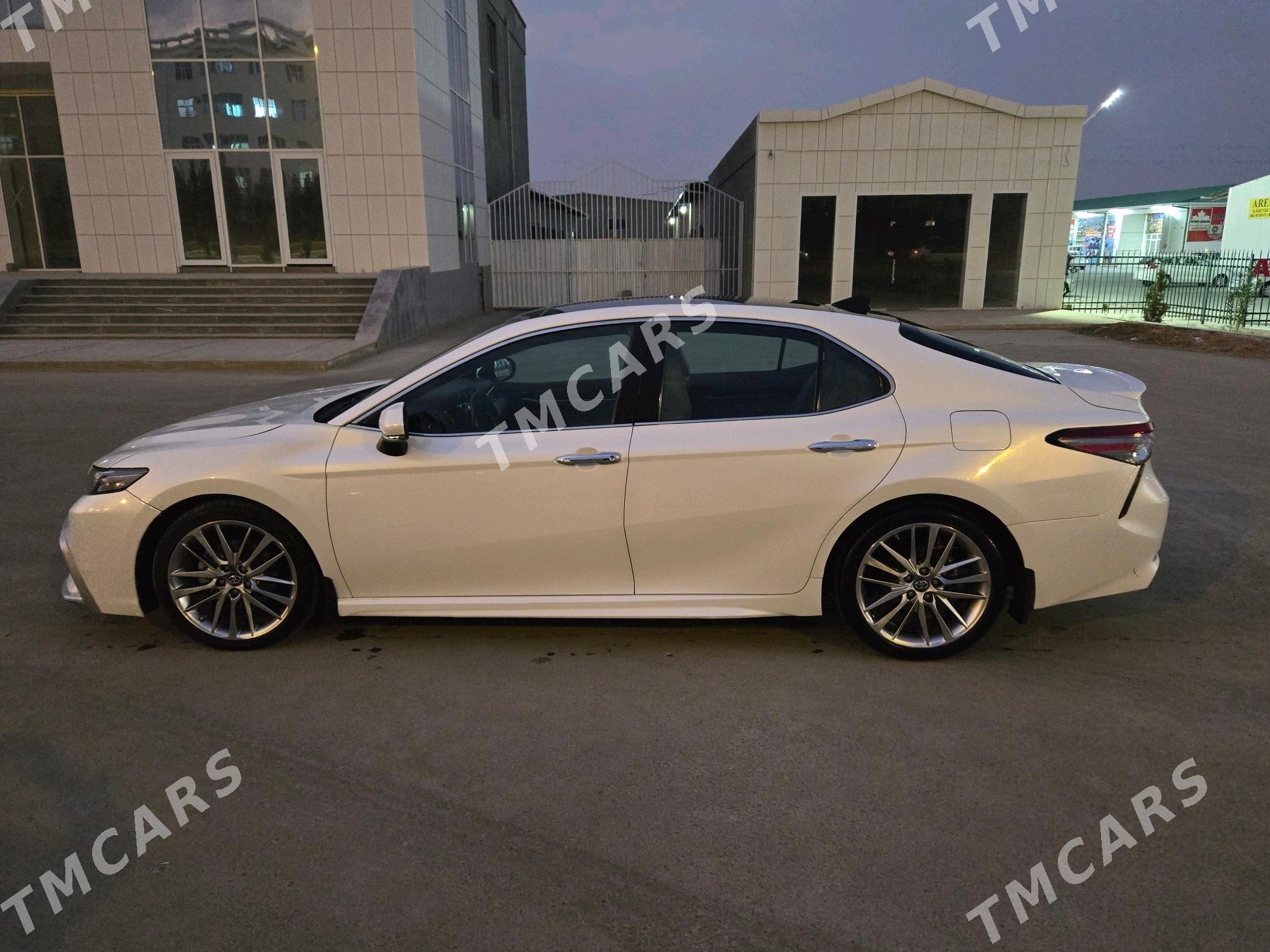 Toyota Camry 2018 - 480 000 TMT - Ашхабад - img 4