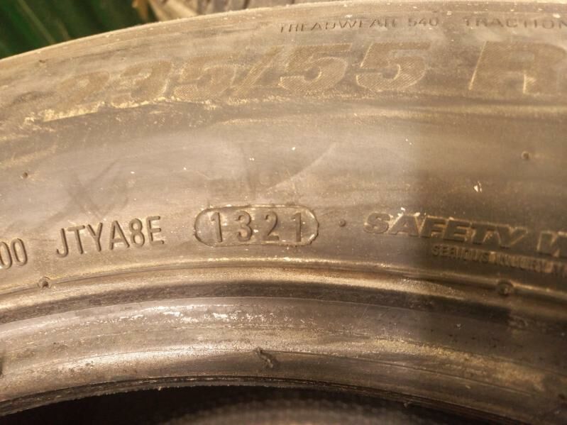 235-55-19 kumho 300 TMT - Бедев - img 2