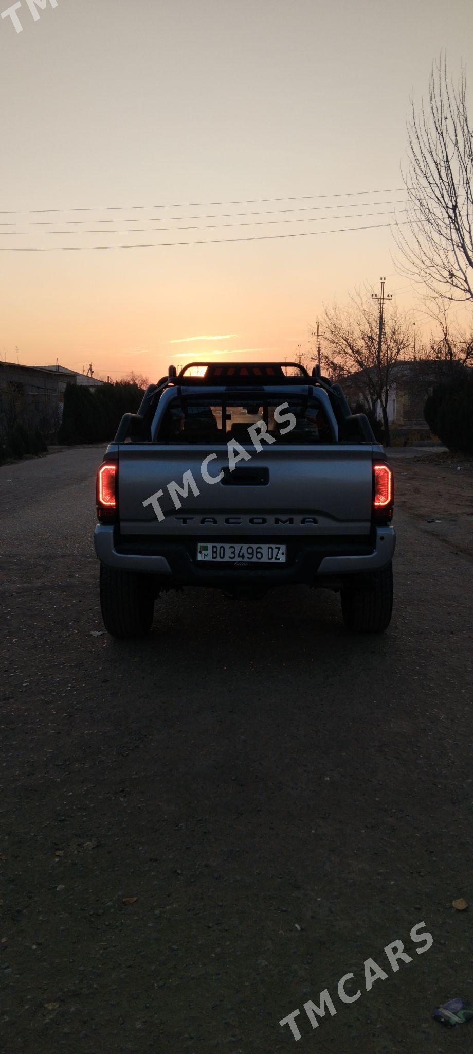 Toyota Tacoma 2023 - 550 000 TMT - Дашогуз - img 2