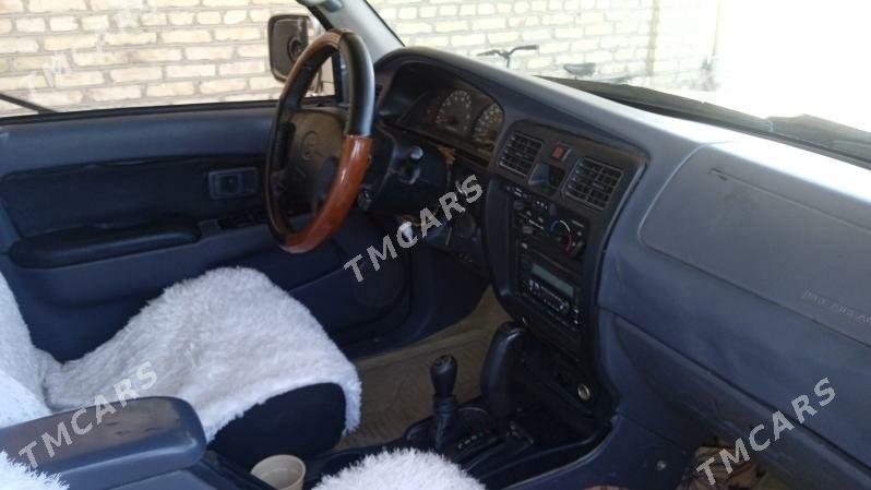 Toyota 4Runner 2000 - 110 000 TMT - Мургап - img 3