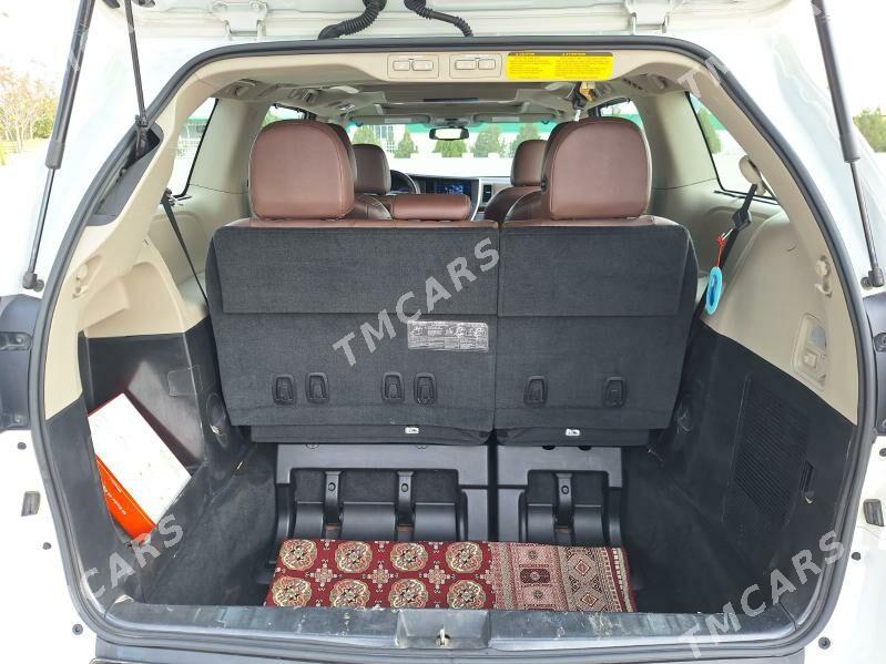 Toyota Sienna 2018 - 650 000 TMT - Aşgabat - img 10