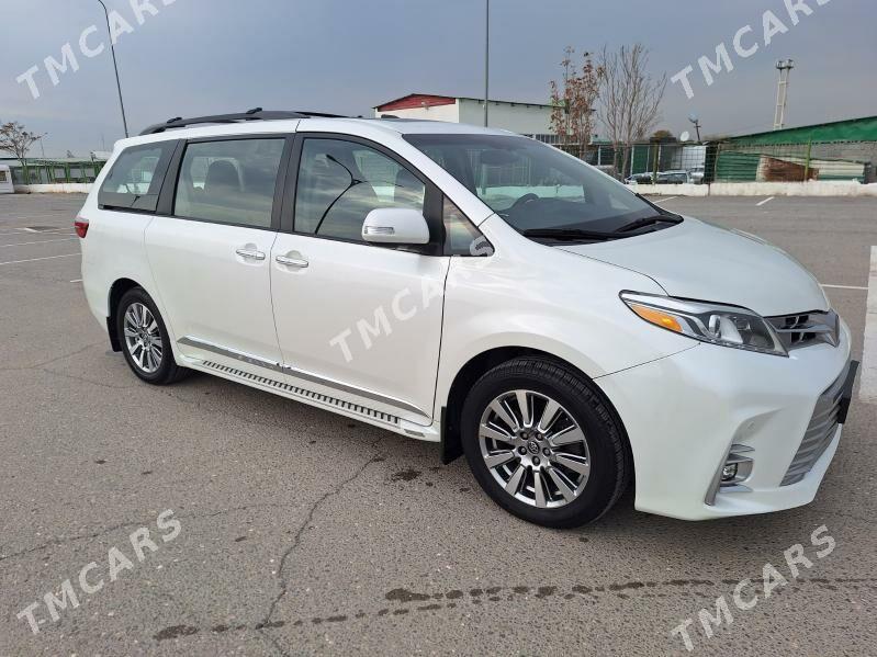 Toyota Sienna 2018 - 650 000 TMT - Aşgabat - img 6