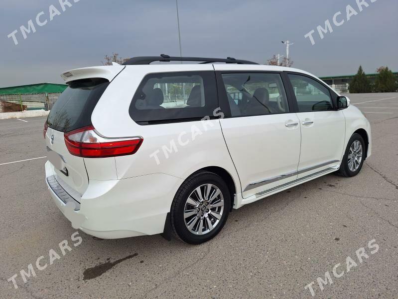 Toyota Sienna 2018 - 650 000 TMT - Aşgabat - img 4