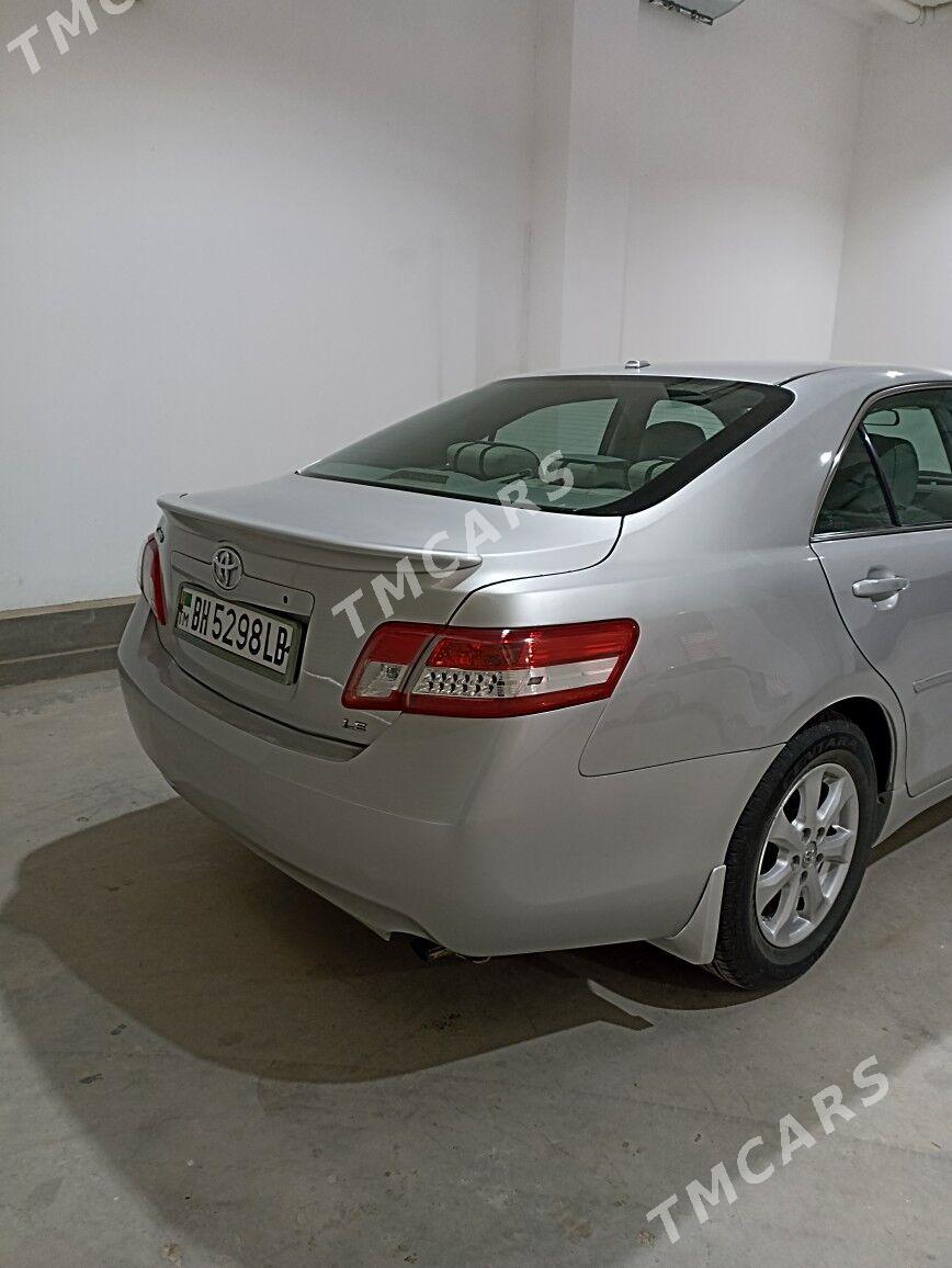 Toyota Camry 2011 - 195 000 TMT - Дянев - img 3