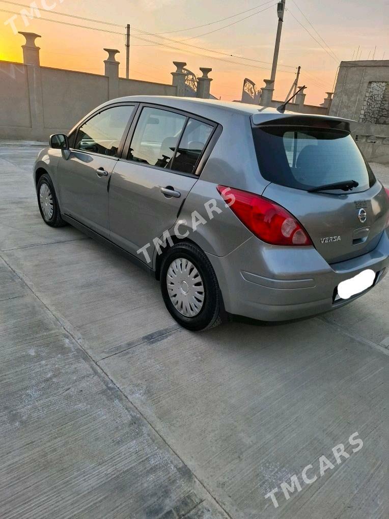 Nissan Versa 2010 - 90 000 TMT - Balkanabat - img 4