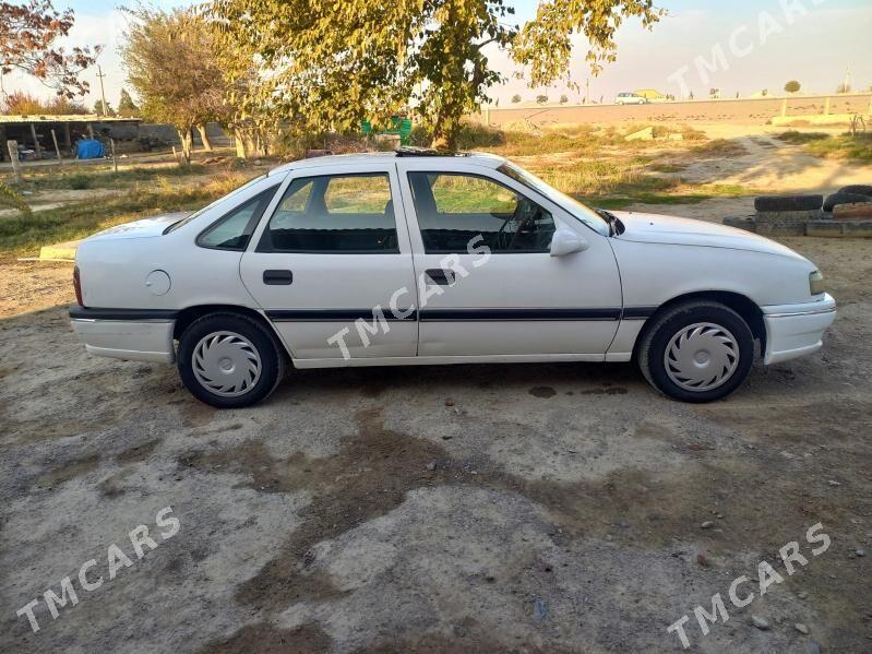 Opel Vectra 1994 - 30 000 TMT - Bäherden - img 10