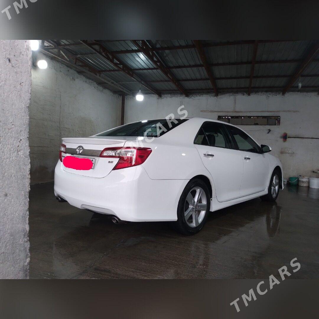 Toyota Camry 2014 - 220 000 TMT - Täze zaman - img 3