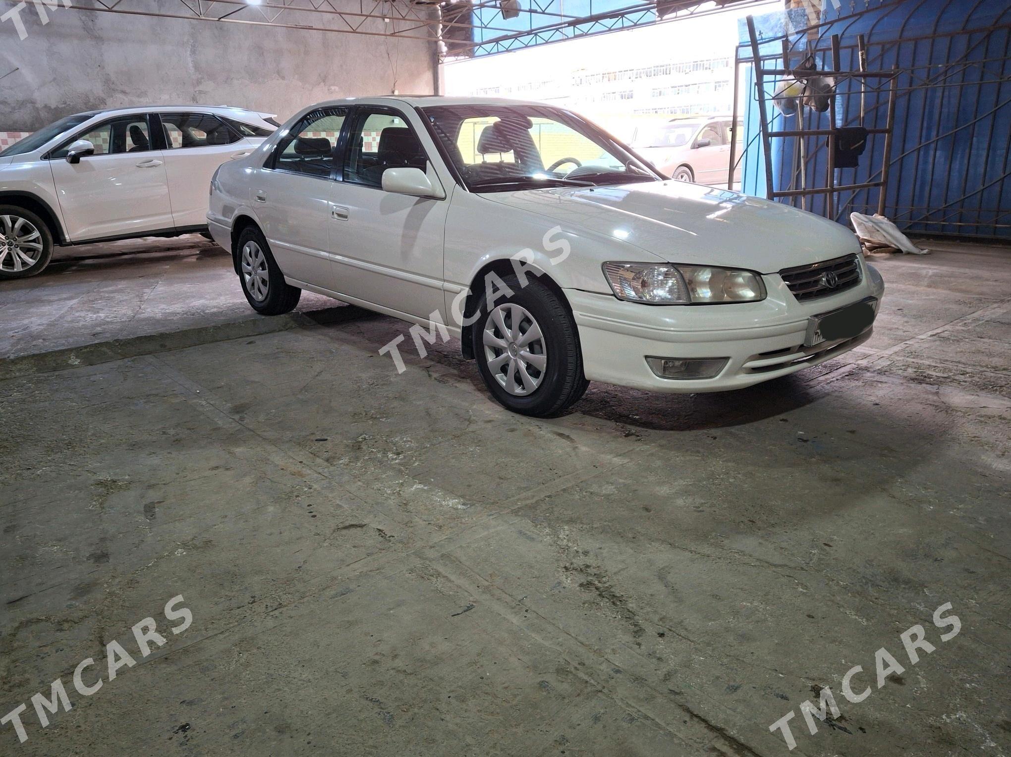 Toyota Camry 1999 - 130 000 TMT - Сейди - img 3