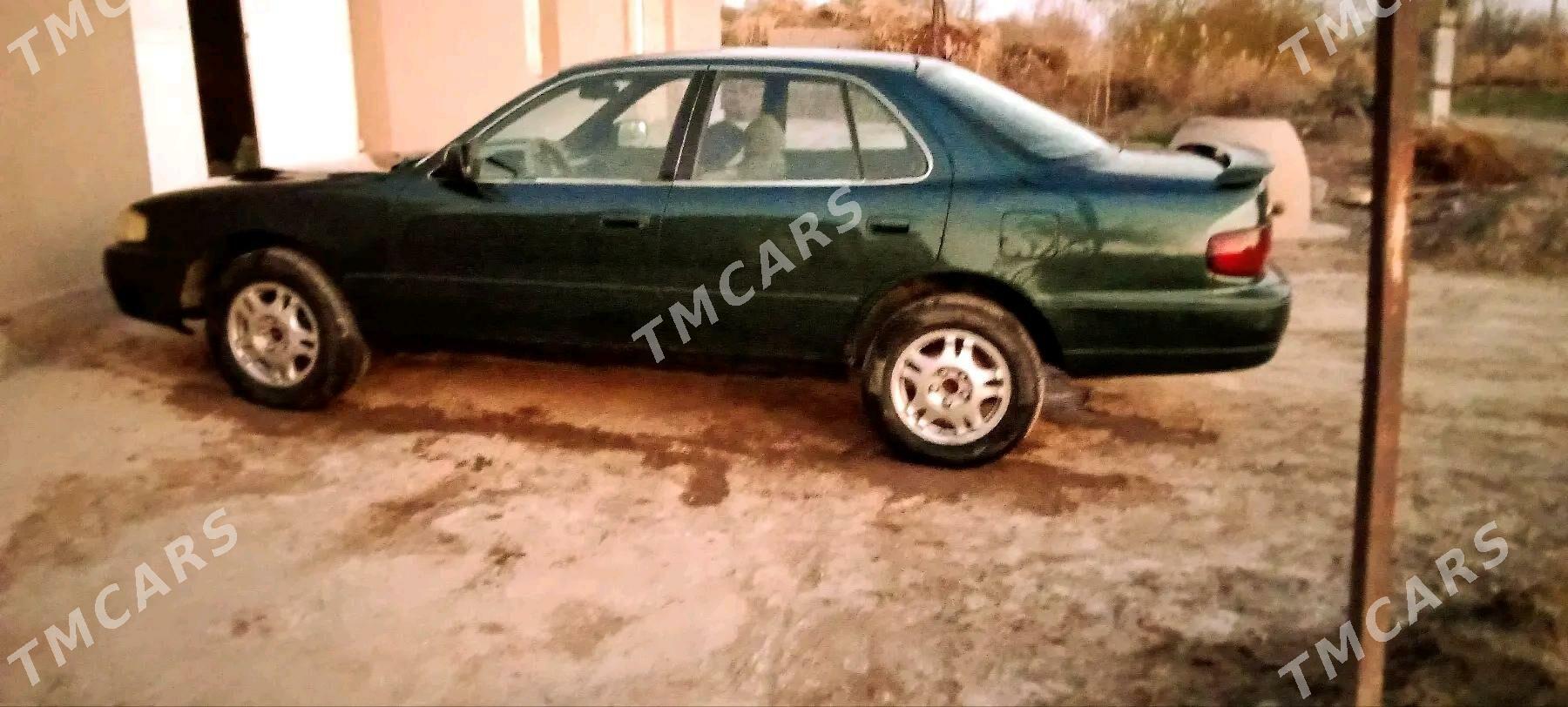 Toyota Camry 1996 - 75 000 TMT - Гурбансолтан Едже - img 3