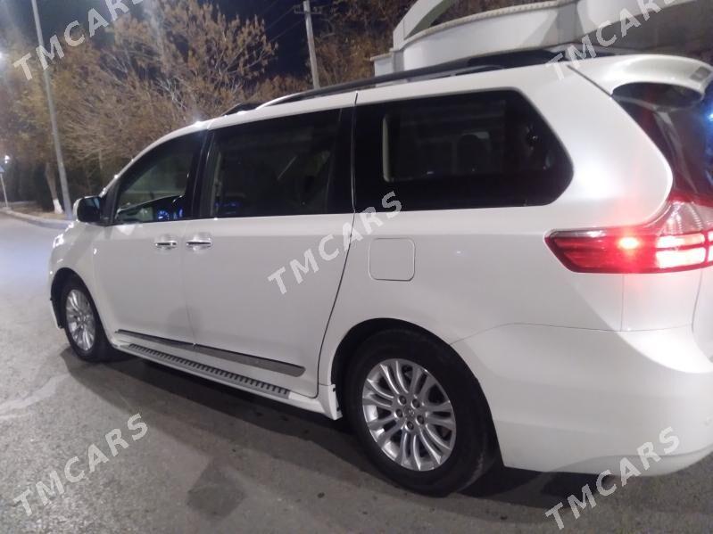 Toyota Sienna 2016 - 310 000 TMT - Дашогуз - img 7