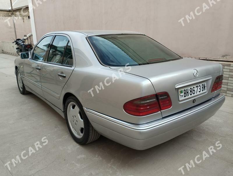 Mercedes-Benz E320 1999 - 120 000 TMT - Balkanabat - img 4