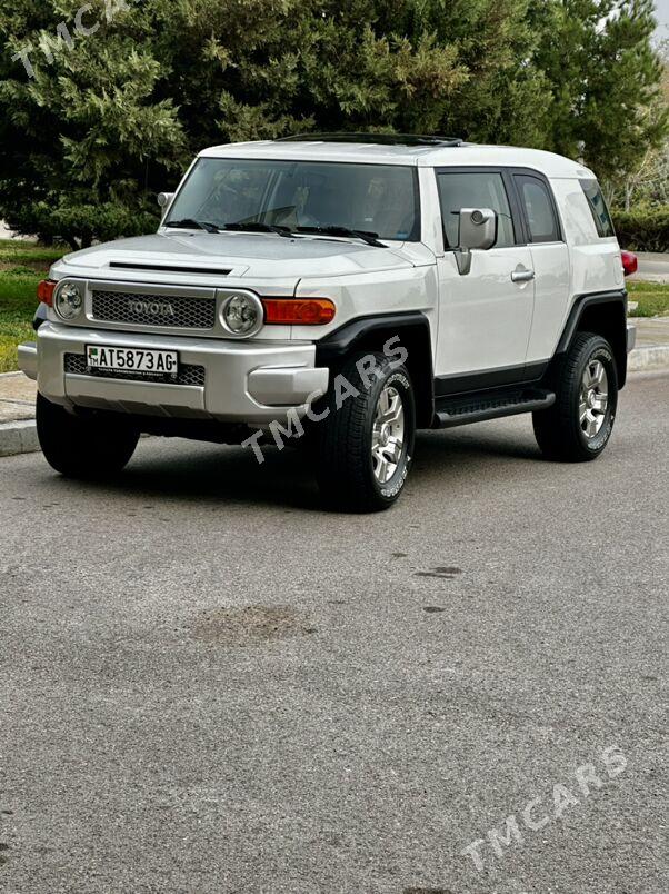 Toyota FJ Cruiser 2007 - 330 000 TMT - Aşgabat - img 8