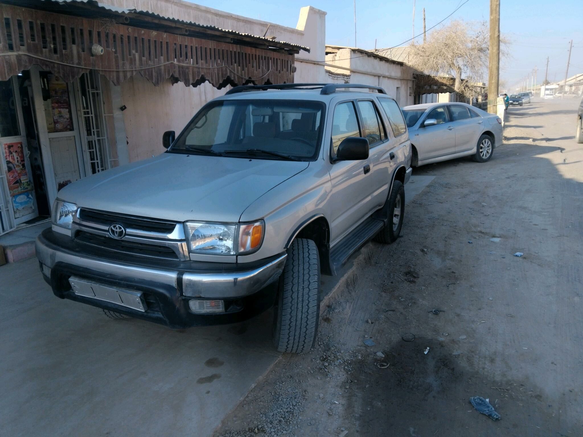 Toyota 4Runner 1998 - 85 000 TMT - Gurbansoltan Eje - img 2