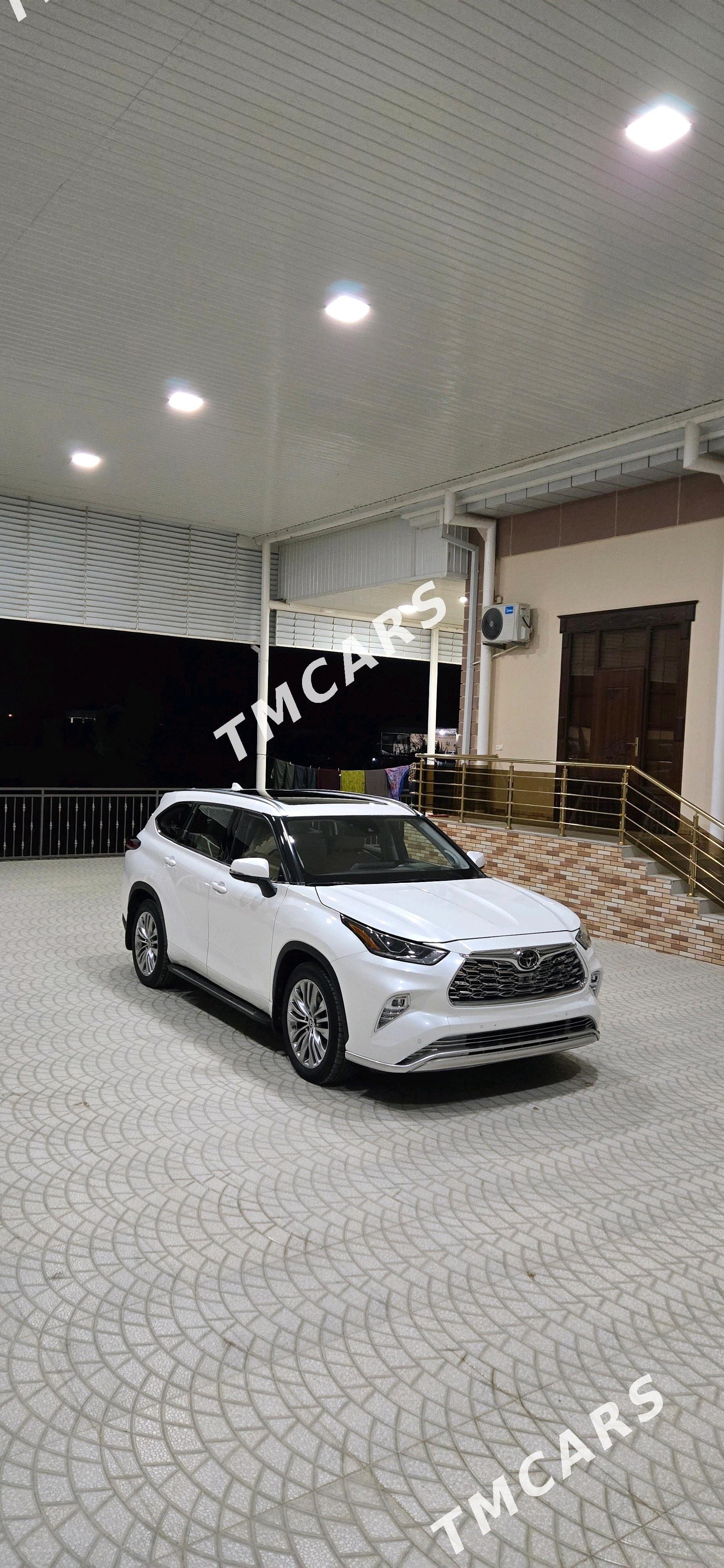 Toyota Highlander 2021 - 780 000 TMT - Мары - img 2