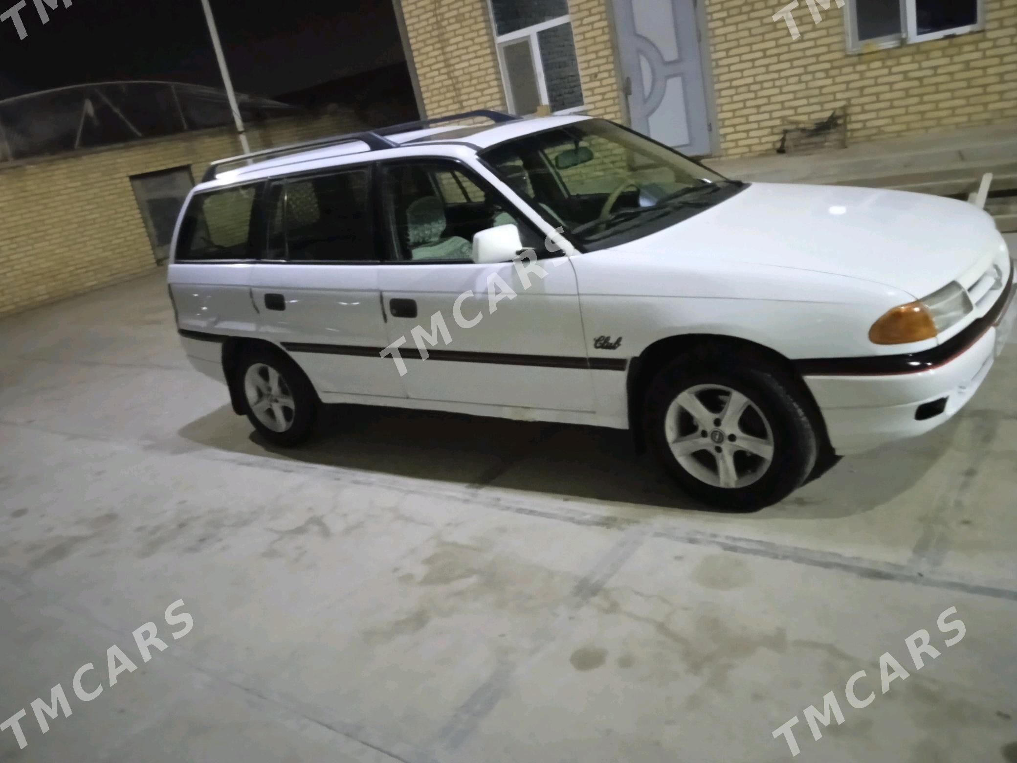 Opel Astra 1993 - 38 000 TMT - Векильбазар - img 6