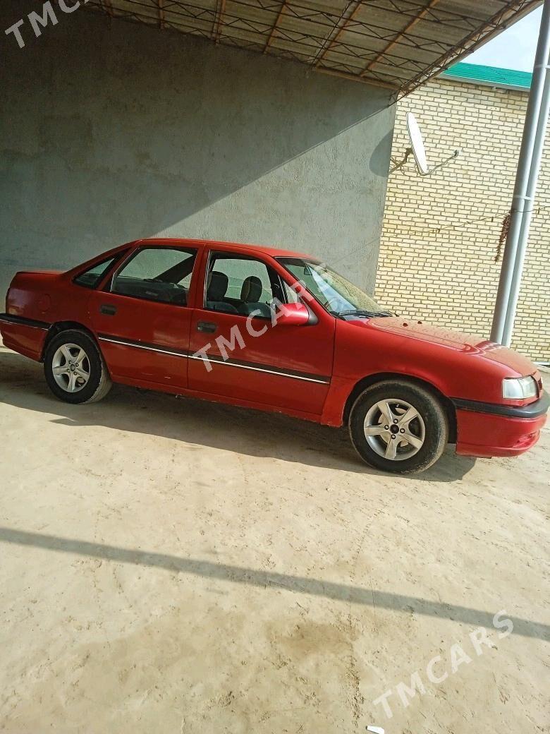 Opel Vectra 1990 - 23 000 TMT - Керки - img 6