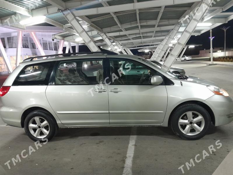 Toyota Sienna 2009 - 220 000 TMT - Гурбансолтан Едже - img 5