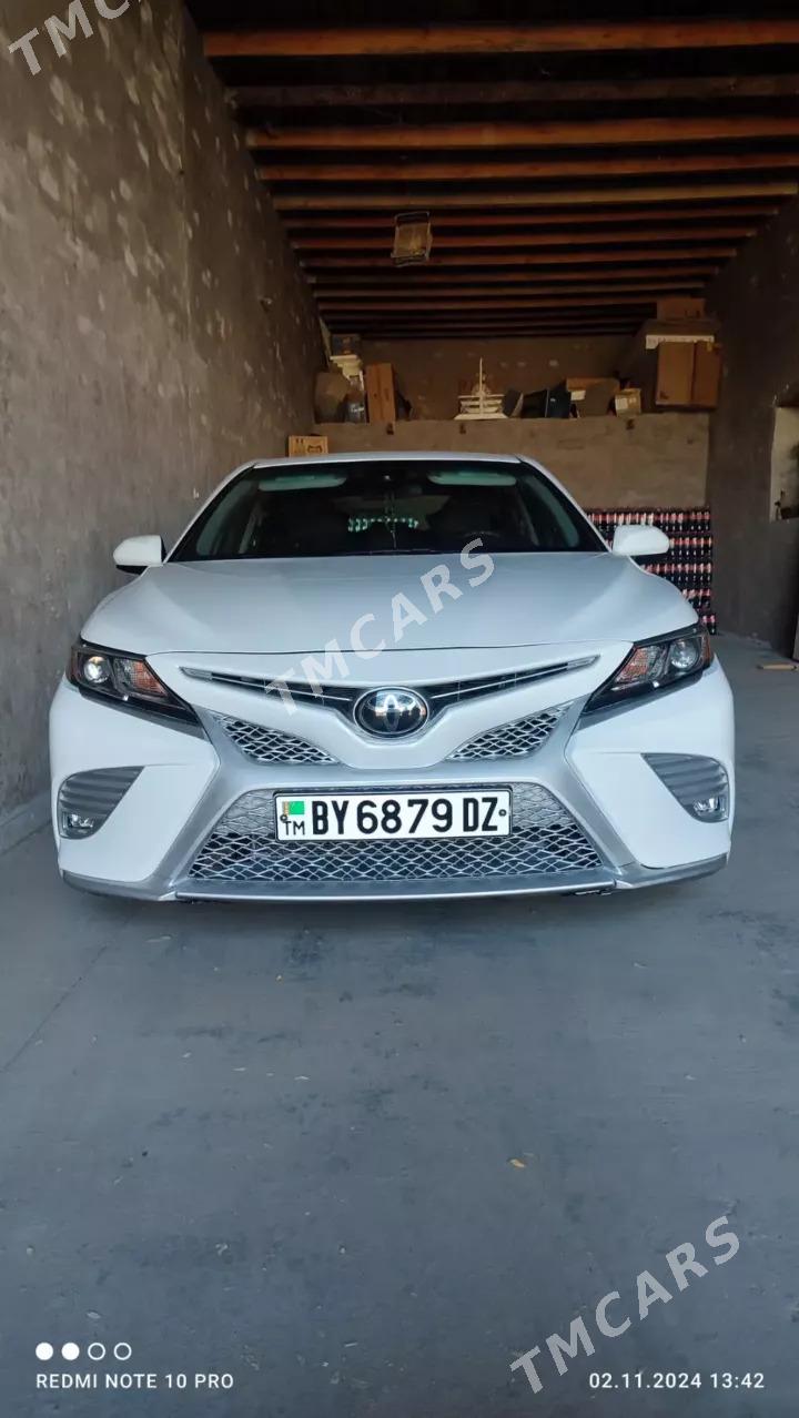 Toyota Camry 2018 - 360 000 TMT - Кёнеургенч - img 2