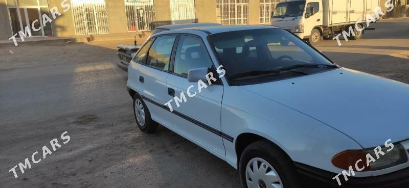 Opel Astra 1993 - 36 000 TMT - Gubadag - img 3