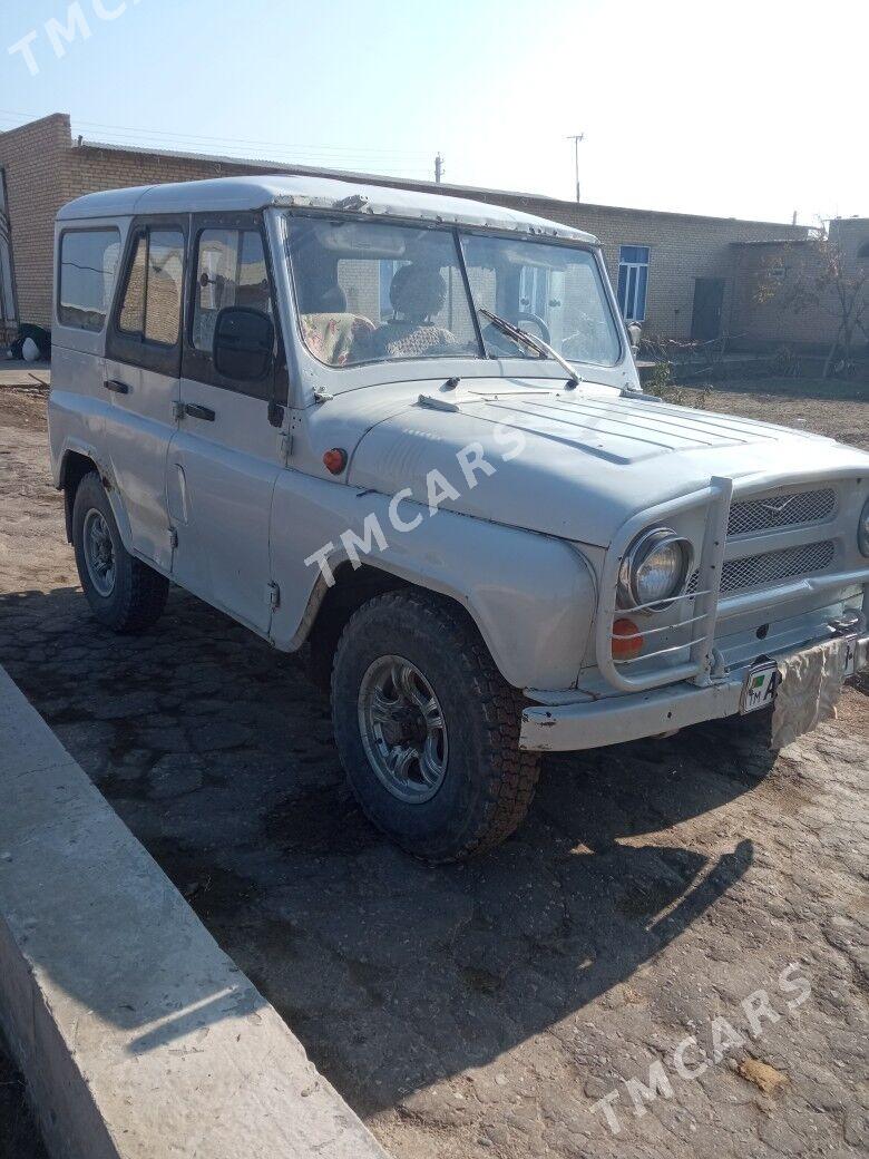 UAZ 469 2002 - 45 000 TMT - Дянев - img 3