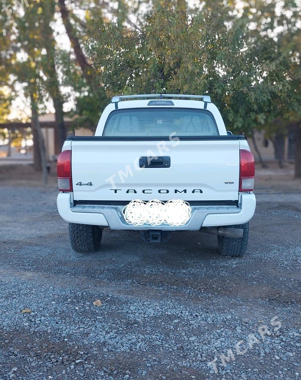 Toyota Tacoma 2018 - 425 000 TMT - Aşgabat - img 2