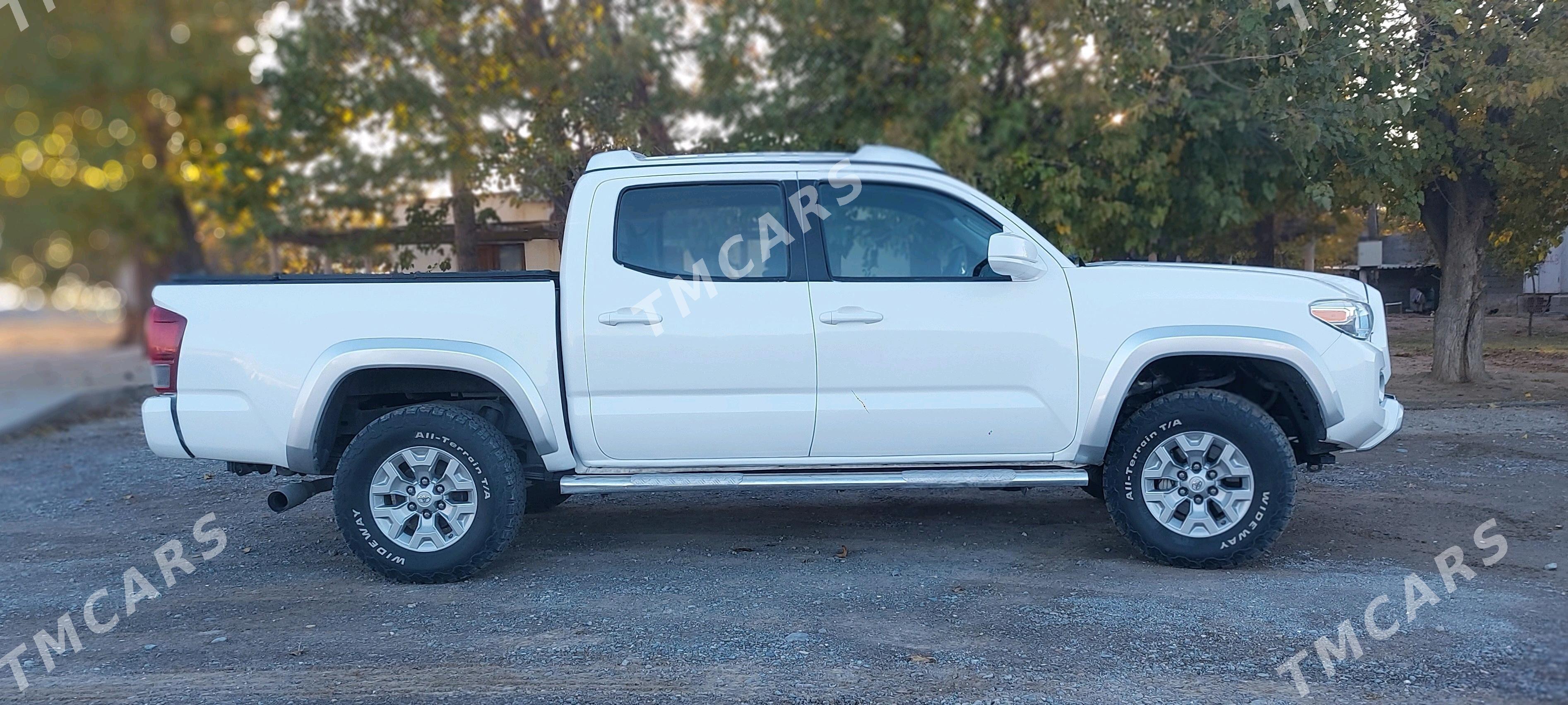 Toyota Tacoma 2018 - 425 000 TMT - Aşgabat - img 3