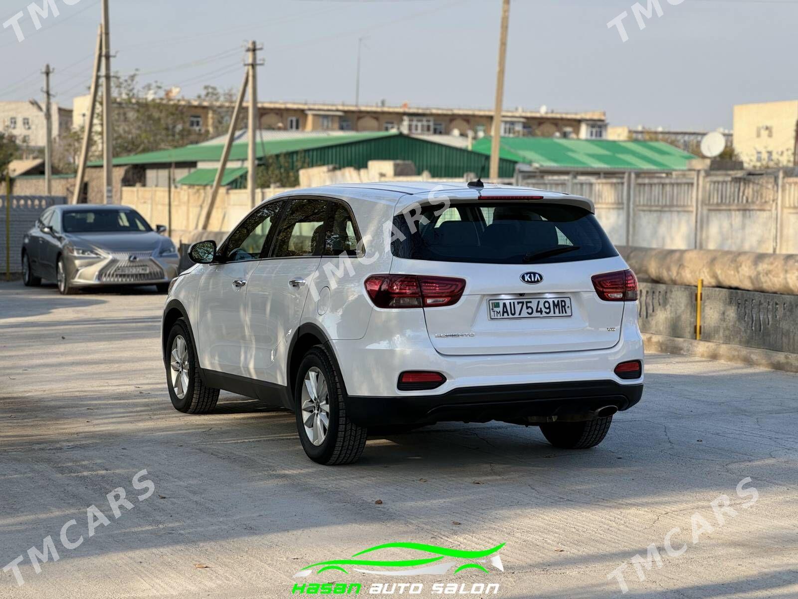 Kia Sorento 2019 - 270 000 TMT - Мары - img 5