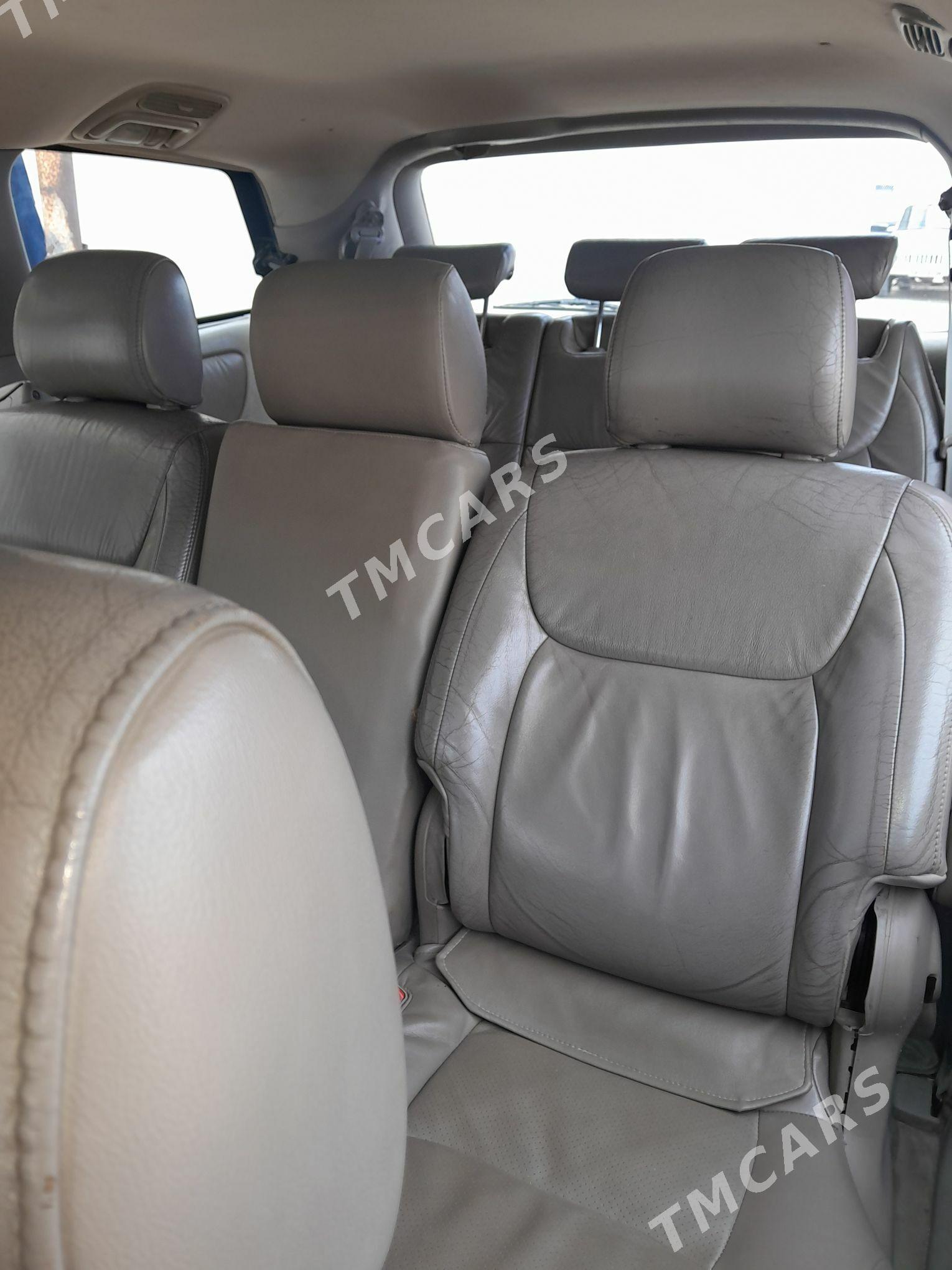 Toyota Sienna 2005 - 180 000 TMT - Карабогаз - img 5