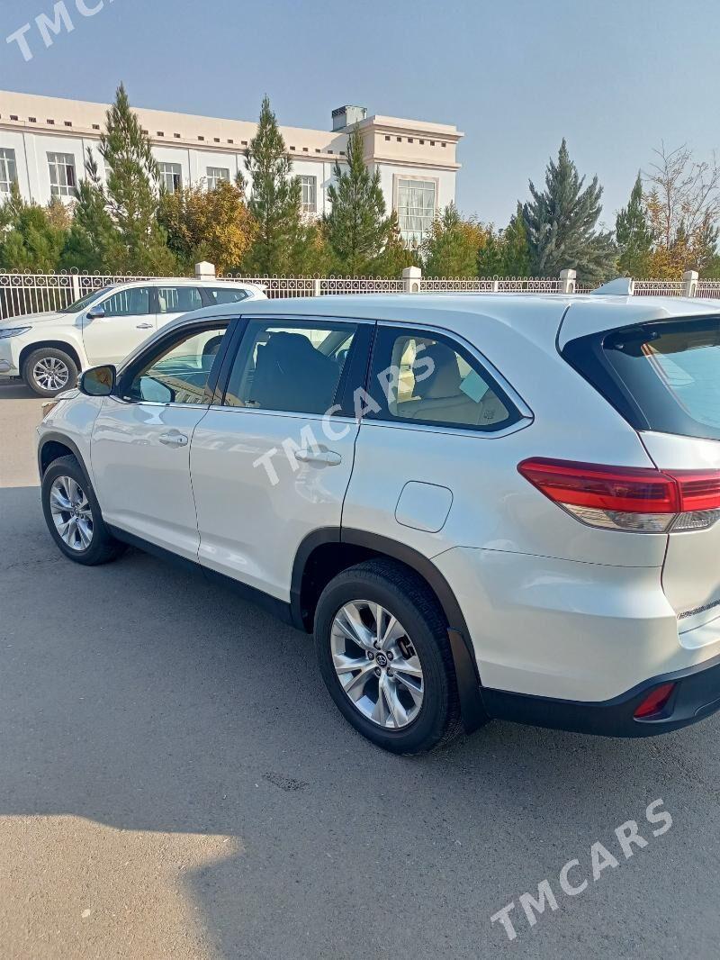 Toyota Highlander 2019 - 455 000 TMT - Тязе заман - img 4