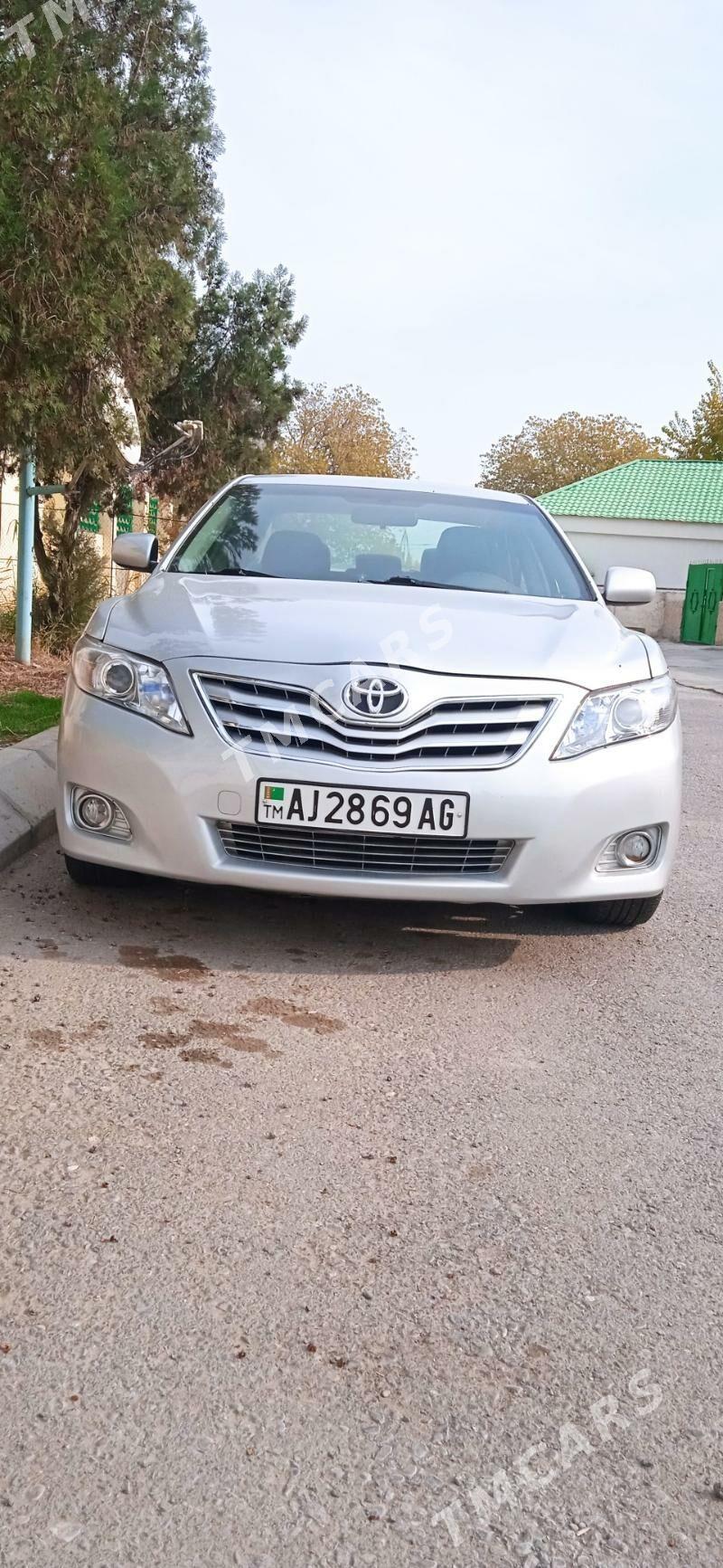 Toyota Camry 2010 - 180 000 TMT - Бузмеин - img 4