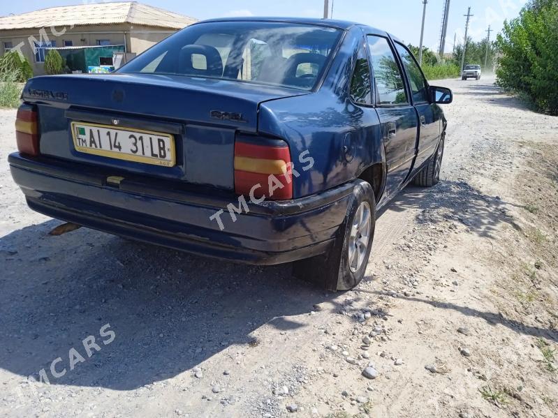 Opel Vectra 1990 - 23 000 TMT - Farap - img 2