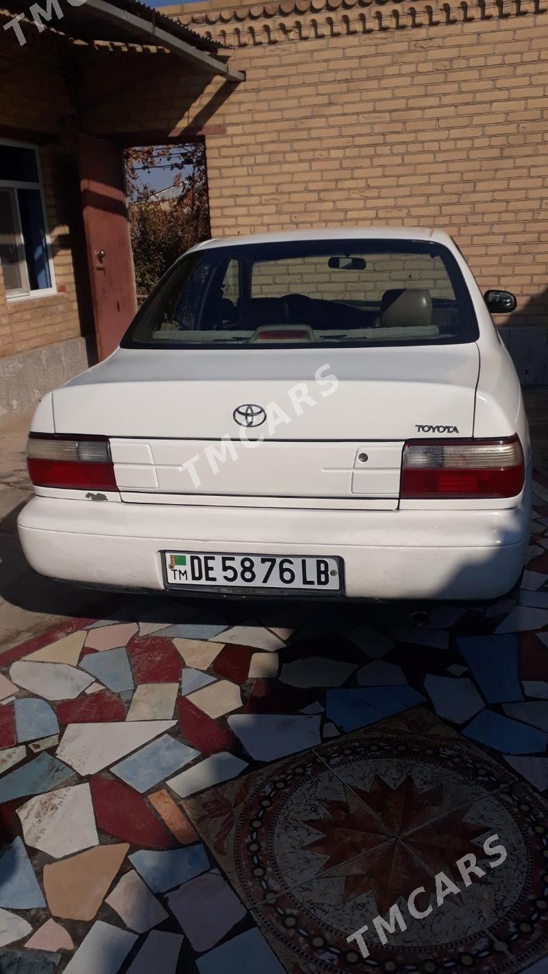 Toyota Corolla 1996 - 60 000 TMT - Фарап - img 2