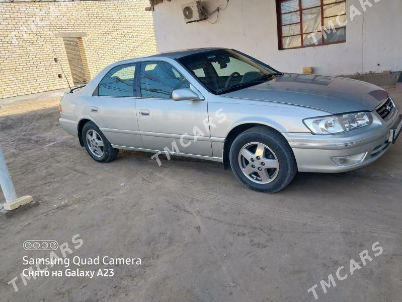 Toyota Camry 2000 - 120 000 TMT - Саят - img 3