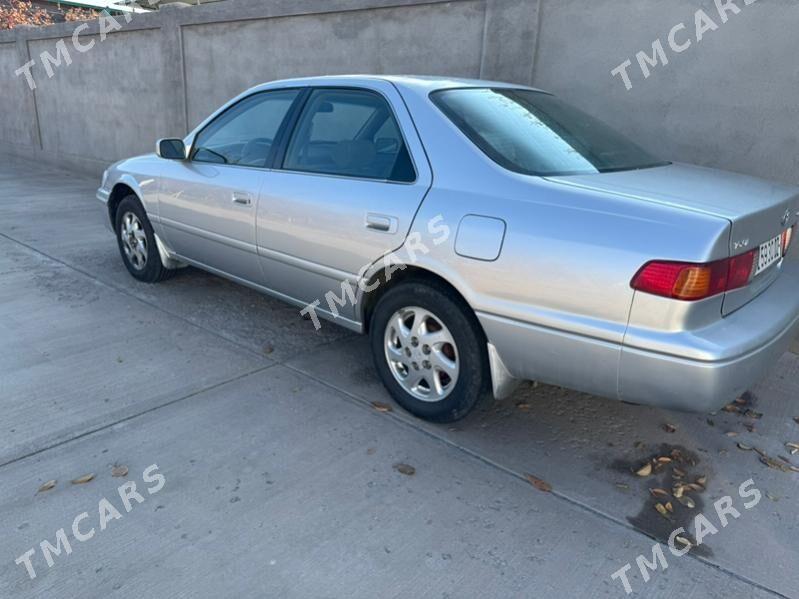 Toyota Camry 2001 - 125 000 TMT - Дашогуз - img 5